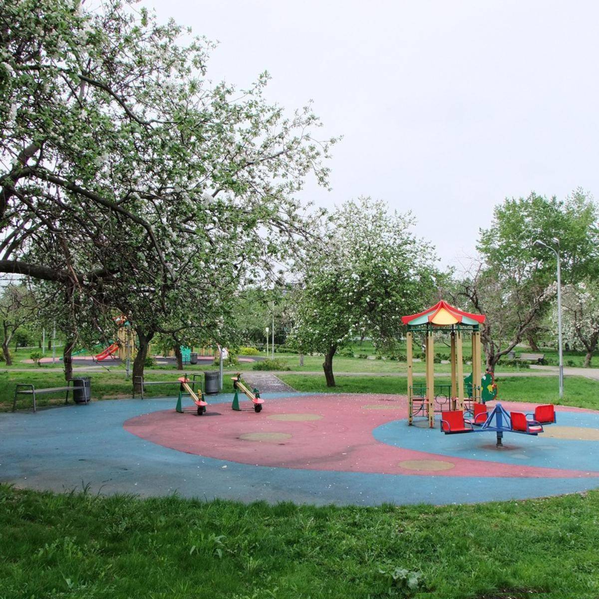 Фото: Площадка детская игровая в парке, «Яблочко 2»