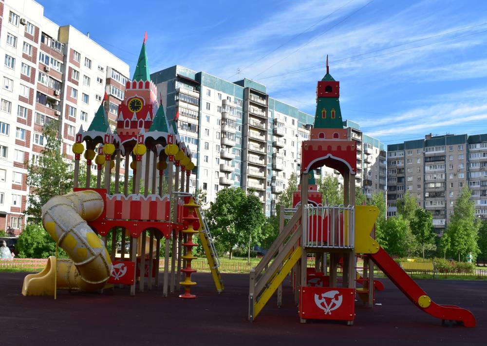 Фото: Детская площадка Кремль