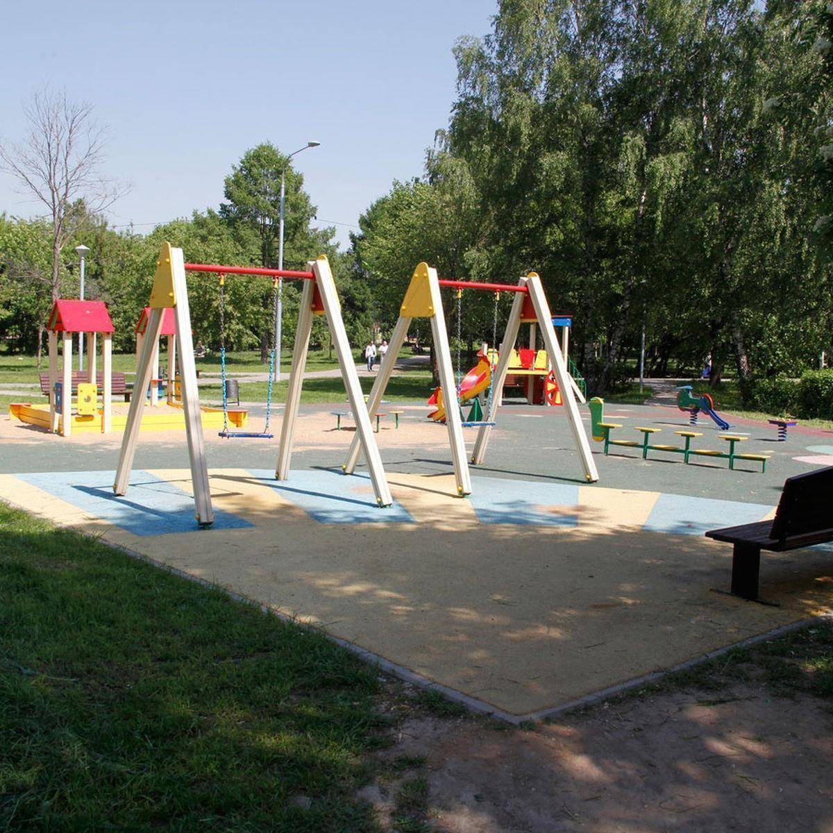 Фото: Детская игровая площадка №3, Парк по Ангарской улице