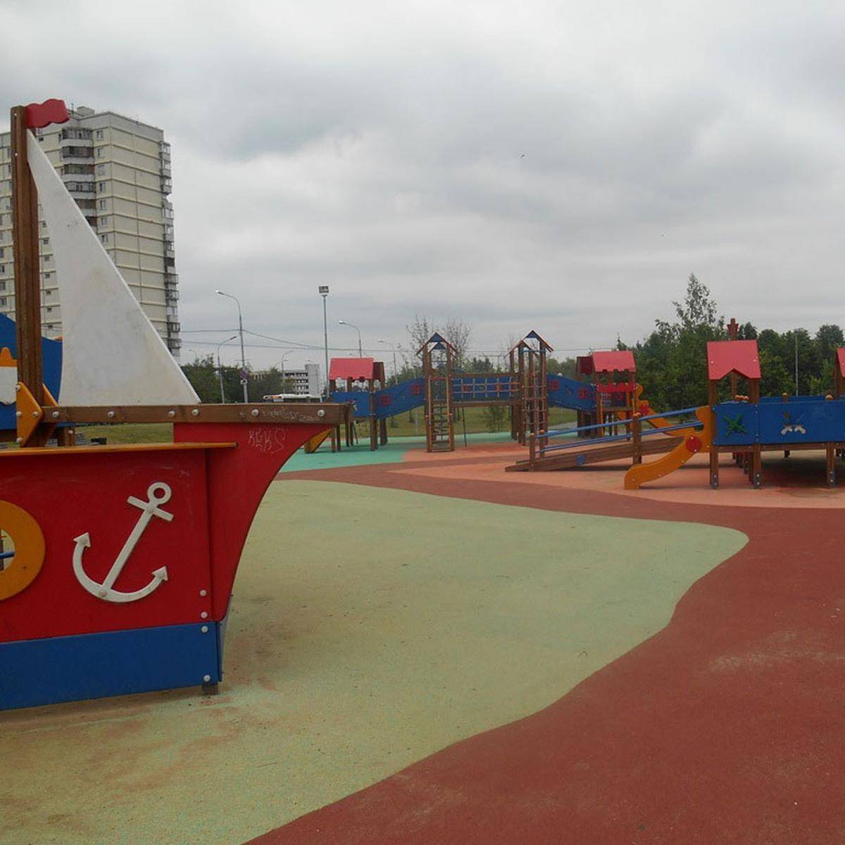 Фото: Детская игровая площадка №5, Парк Пойма реки Городня