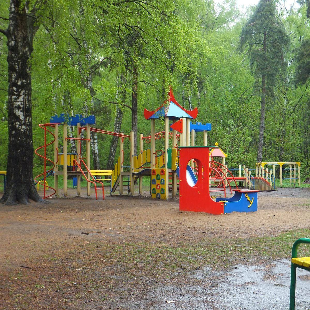 Природно-исторический парк Кузьминки-Люблино детская игровая площадка №8 -  map4child.ru