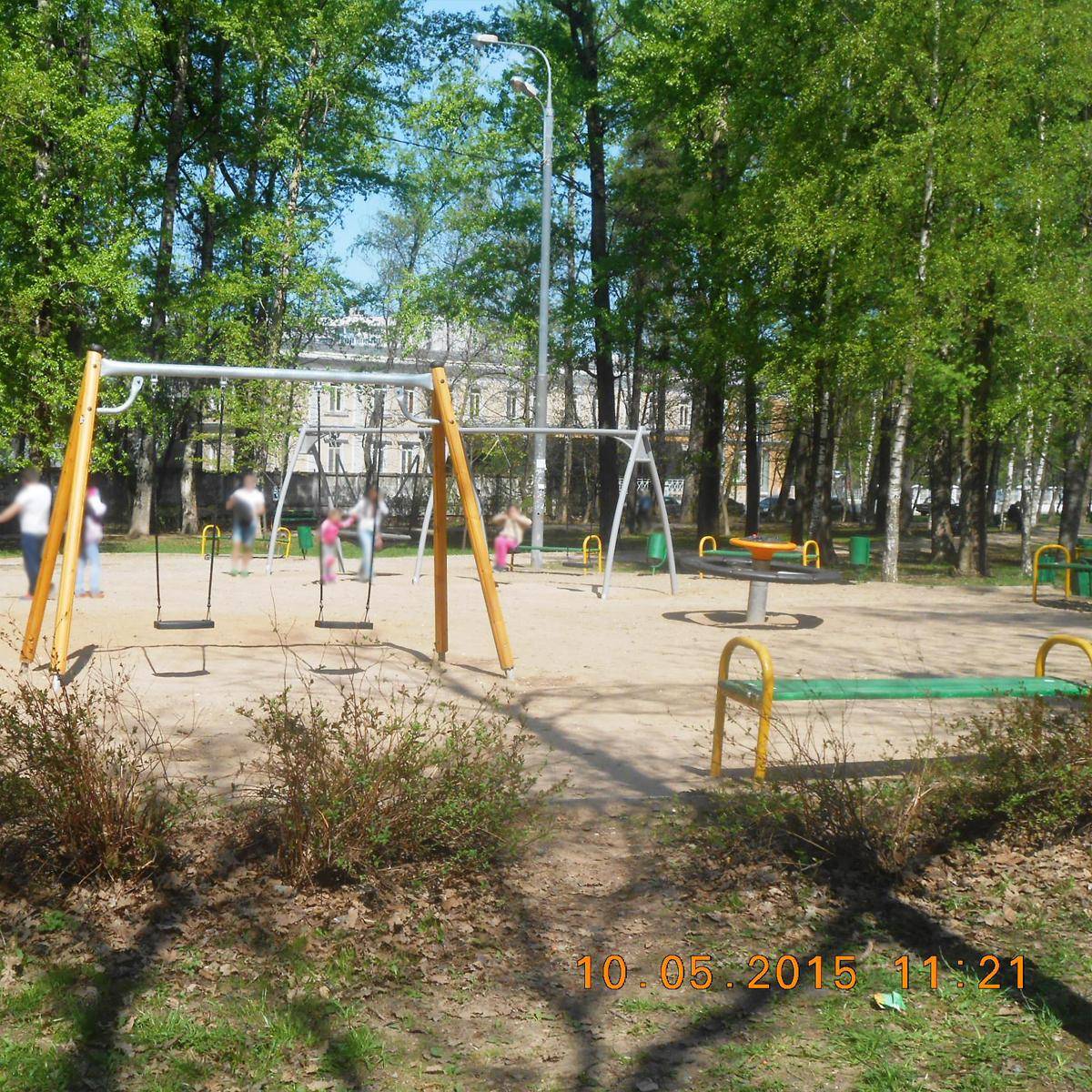 Фото: Площадка детская игровая в парке, Парк Вагоноремонт