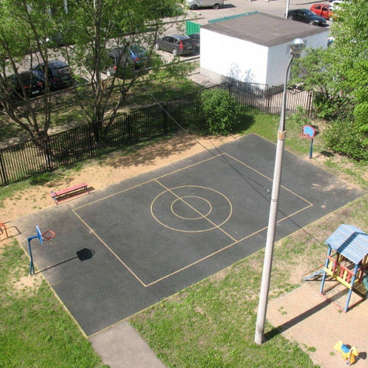 Фото: Открытая спортивная площадка, ГБОУ «Школа №1900»