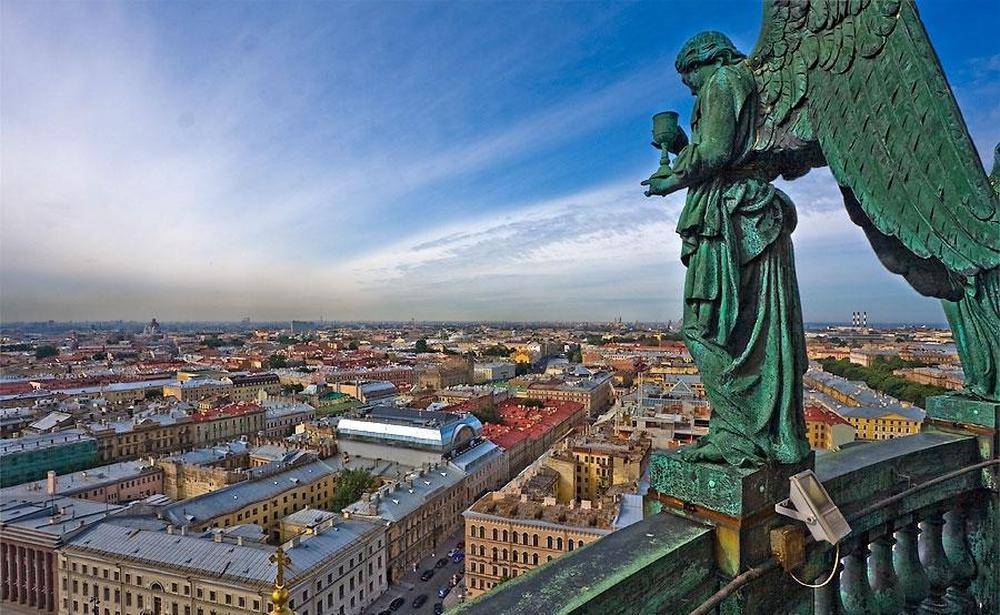 Фото: Смотровая площадка на колонаде Исаакиевского собора. Санкт-Петербург